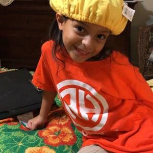 Meet your Posher, Elizabeth